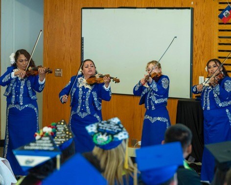 Peralta 2024 Raíces Latinx Graduation