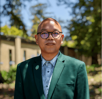 Portrait of Dr. Elvin Ramos smiling