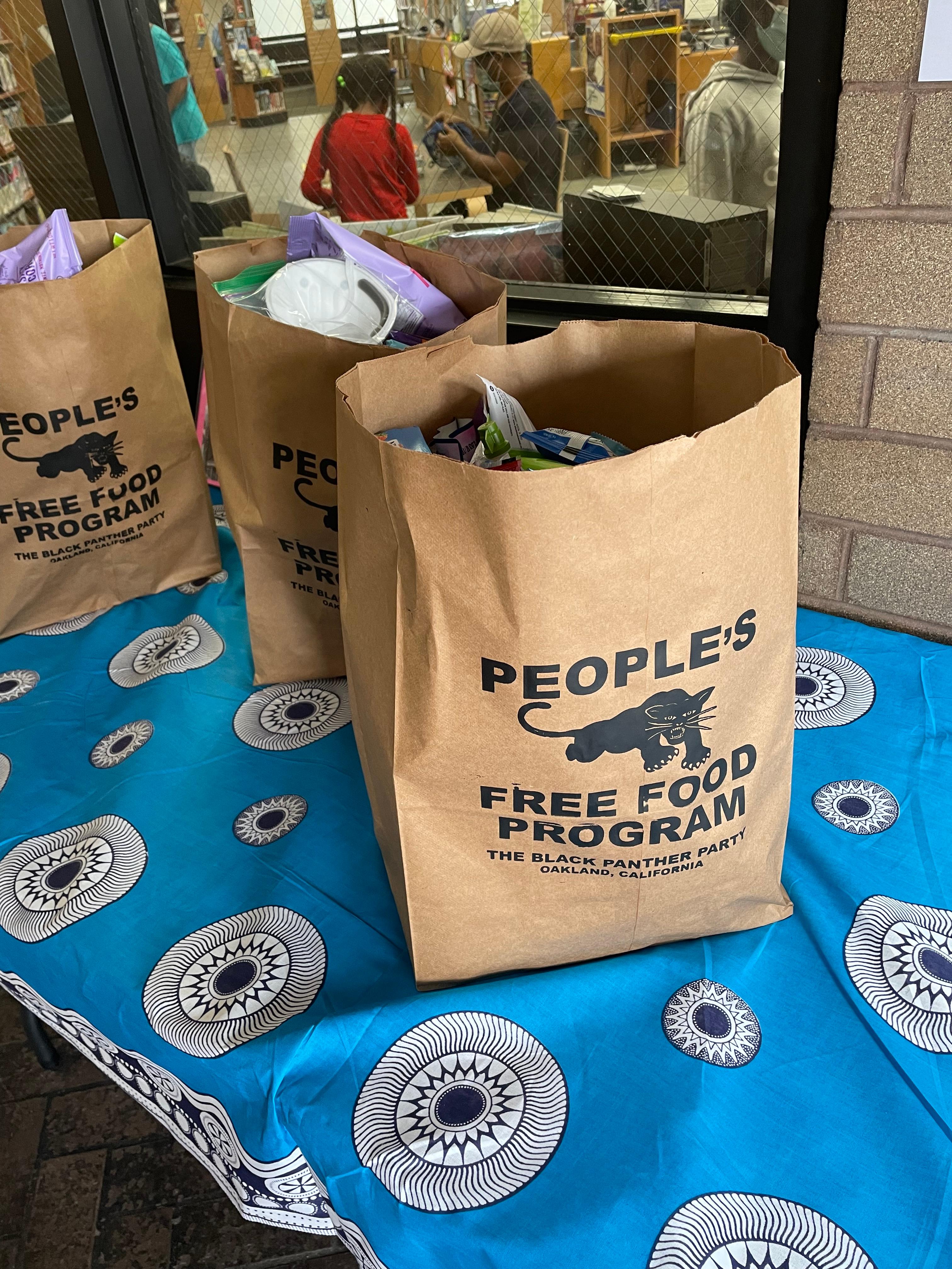 Peoples Free Food Program IMG_0434